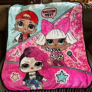 LOL Fleece Very Soft Blanket Throw 3 characters Excited Yet